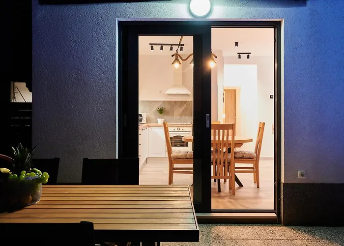 Zen Apartment