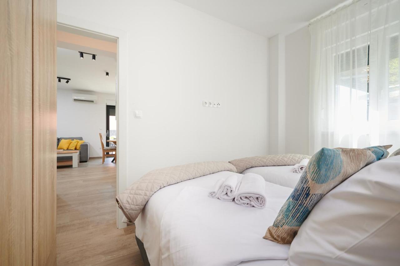 Zen Apartment *