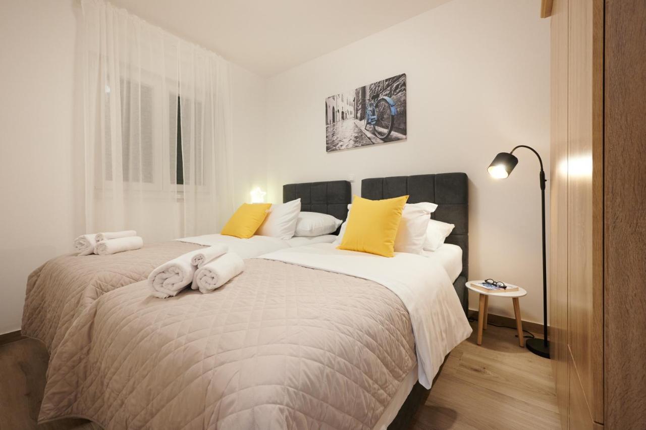 Zen Apartment